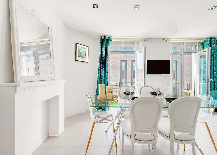 Duplex Riviera - Comfortable In Lägenhet Cannes