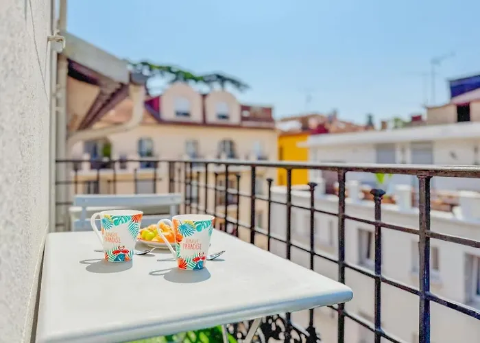 Appartement Duplex Riviera - Comfortable In Cannes